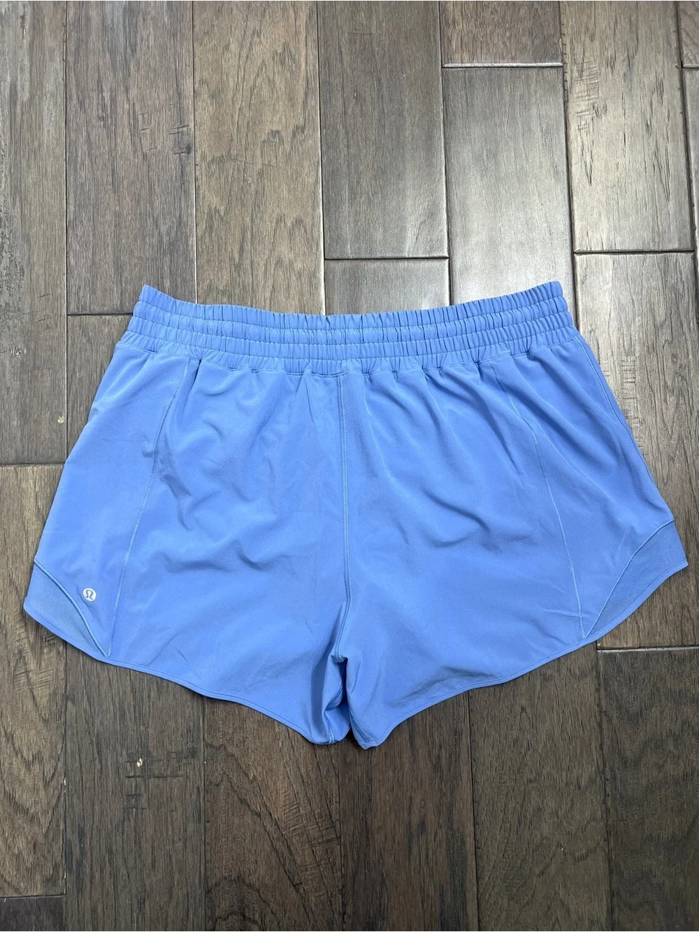Lululemon NWT Hotty Hot High-Rise Lined Short 4" Prep Blue - Picture 5 of 10